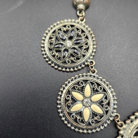 Statement Bib Necklace Antique Silver Tone Black Cream Floral Medallion Boho - Picture 7 of 8